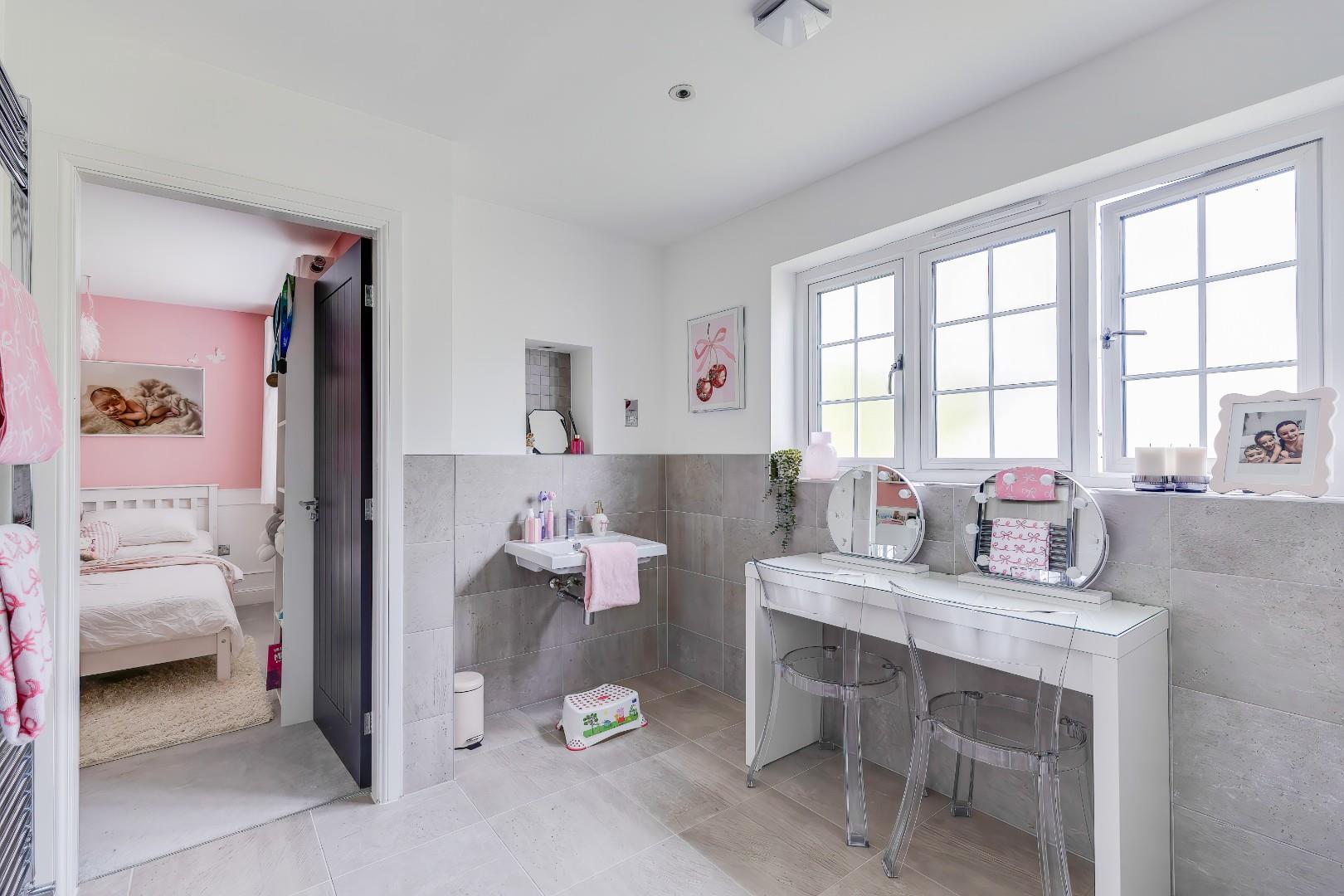 3 Campbell Court, St. Nicholas, Vale Of Glamorgan, CF5 6BF